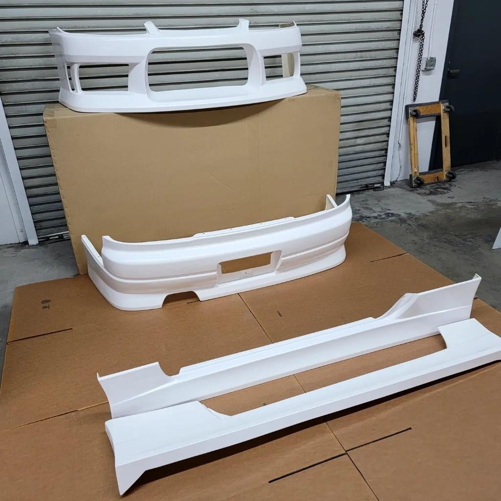 M-Sports bodykit bumper skirts - Nissan 200sx Silvia S15, Auto diversen, Tuning en Styling, Ophalen of Verzenden