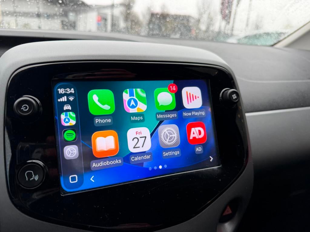 Toyota Aygo 1.0 VVT-i x-first Airco|Carplay|Cam|Vol Onderhou, Voorwielaandrijving, 12 maanden, Stof, Gebruikt