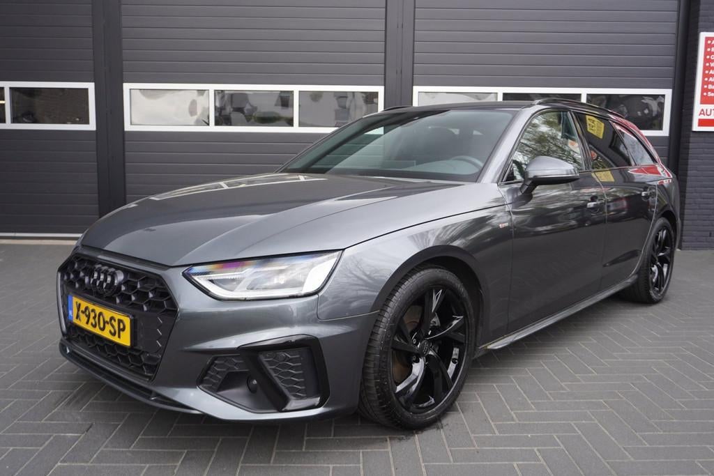 Audi A4 Avant 40 TFSI S Line 190PK/Aut/Airco/CC/Navi/Trekhaa, Gebruikt, Euro 6, Grijs, 84 €/maand