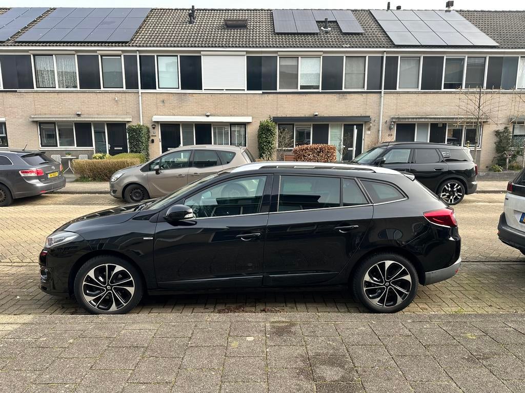 Renault Mégane 1.2 TCE 85KW Energy Estate 2016 Zwart (Bose), Voorwielaandrijving, 1250 kg, 4 cilinders, Leder en Stof