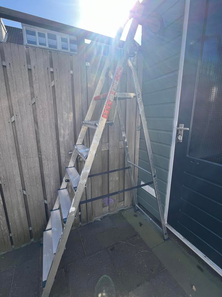 Altrex Huishoudtrap 7 treden, Ophalen, Gebruikt, Trap, 2 tot 4 meter