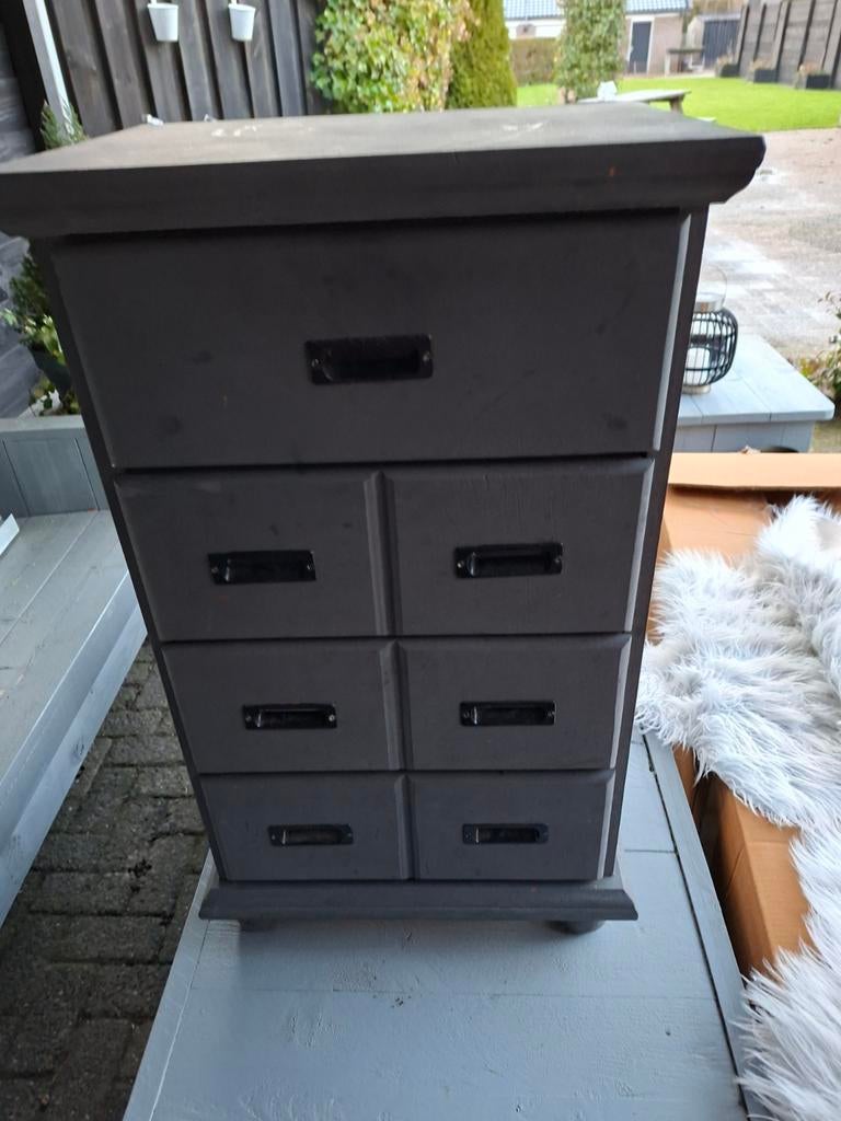 Mooi kastje lang 50 cm breed 37 en een half hoog 84 cm, Huis en Inrichting, Kasten | Ladekasten, Ophalen of Verzenden, 25 tot 50 cm