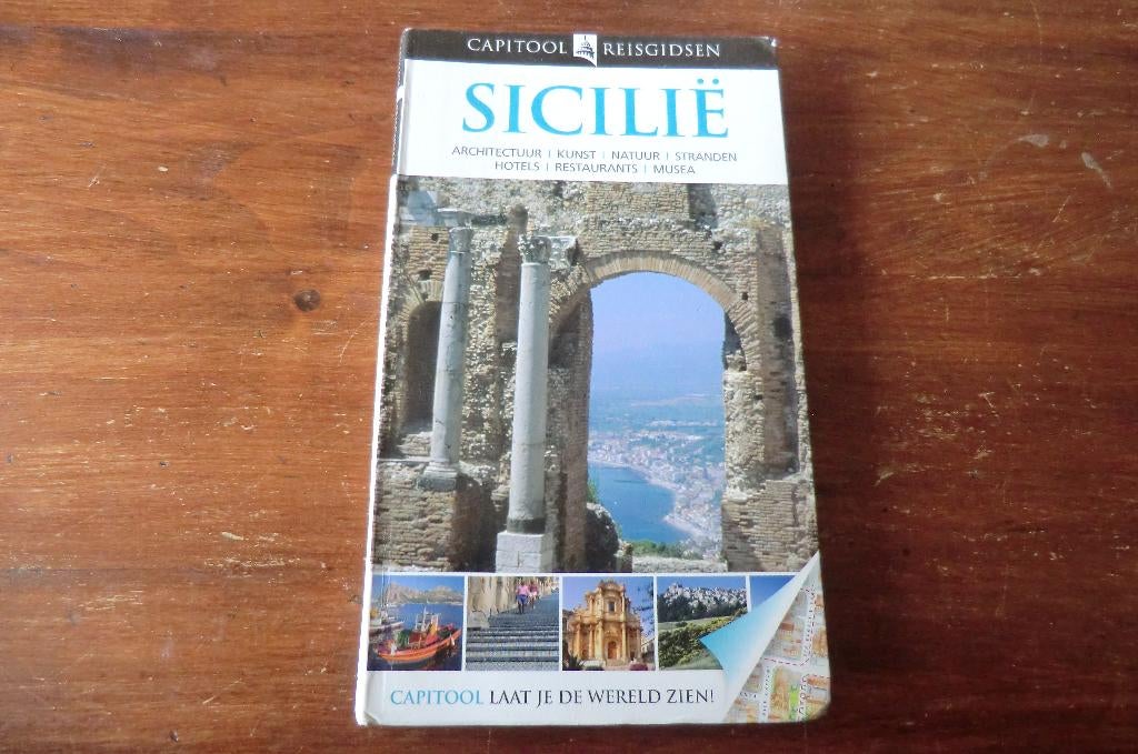 reisgids - Sicilië - capitool (2011), Boeken, Reisgidsen, Gelezen, Capitool, Europa, Ophalen of Verzenden