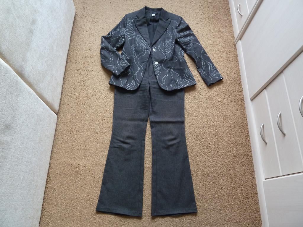 Sao Paulo broekpak maat 36 splinternieuw, Kleding | Dames, Jasjes, Kostuums en Pakken, Nieuw, Maat 36 (S), Grijs, Ophalen of Verzenden