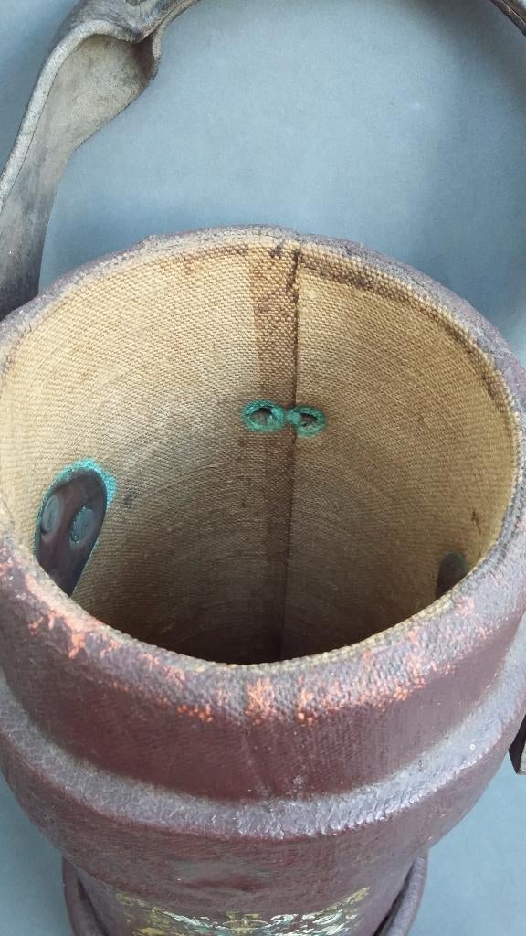 Om 1900-1925 Draagemmer Springstof Cordiet Engels ROYAL NAVY, Nvt., Overige typen, Ophalen of Verzenden, Marine