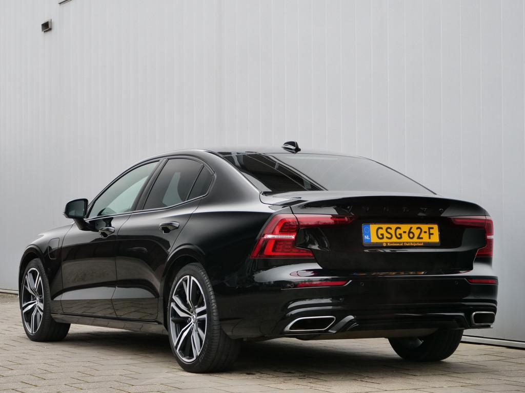Volvo S60 2.0 Recharge T8 AWD R-Design 390 Pk Automaat Navig, Auto's, Volvo, Automaat, Gebruikt, 4 cilinders, Zwart