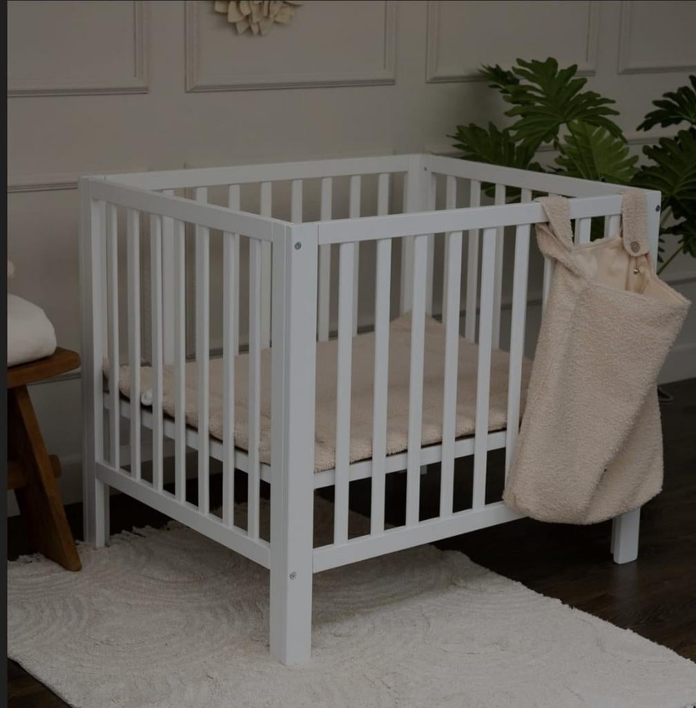 Wit houten babybedje, Ophalen of Verzenden