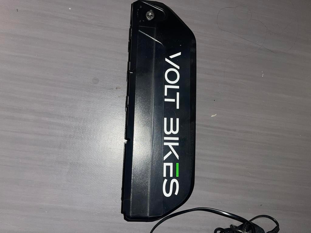 VoltBike 48V 15Ah(720Wh) e-bike batterij+oplader goede staat, Ophalen, Zo goed als nieuw