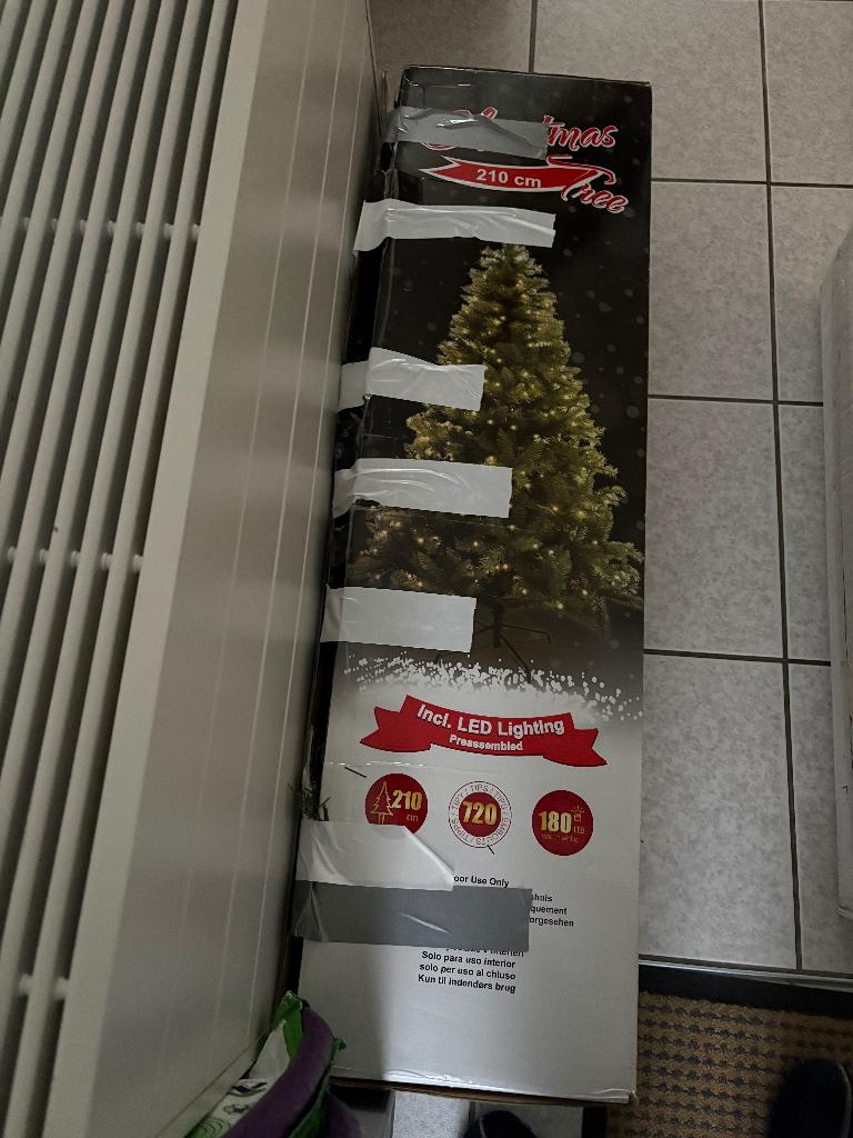 Kerstboom met verlichting, Ophalen, Gebruikt