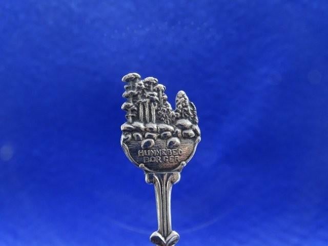 Lepeltje: Borger Drenthe hunebed, Antiek en Kunst, Verzenden