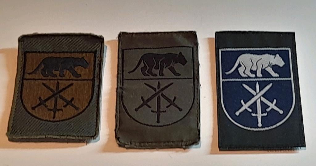 3 verschillende mouwemblemen VEVA, Ophalen of Verzenden, Landmacht, Nederland, Embleem of Badge