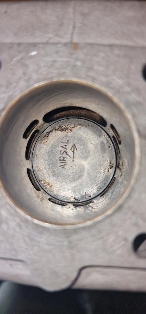 Piaggio 50cc cilinder airsal 2takt, Fietsen en Brommers, Ophalen of Verzenden, Tweetakt, Overige modellen