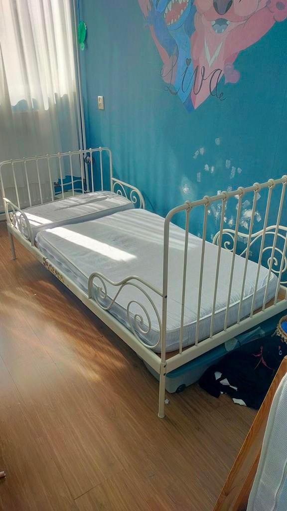 Wit metalen meegroeibed voor kleuters, Gebruikt, 70 tot 85 cm, 160 tot 180 cm, Ophalen