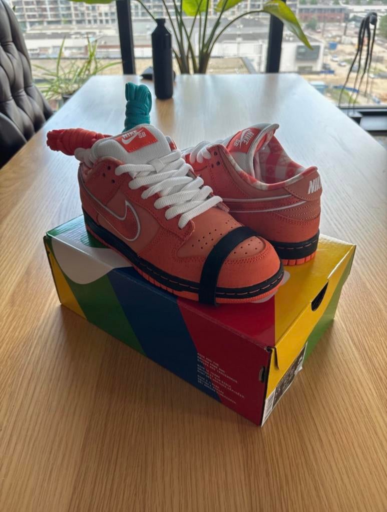 Nike SB Dunk Low OG QS - Lobster Oranje, Nieuw, Oranje, Ophalen of Verzenden, Sneakers of Gympen