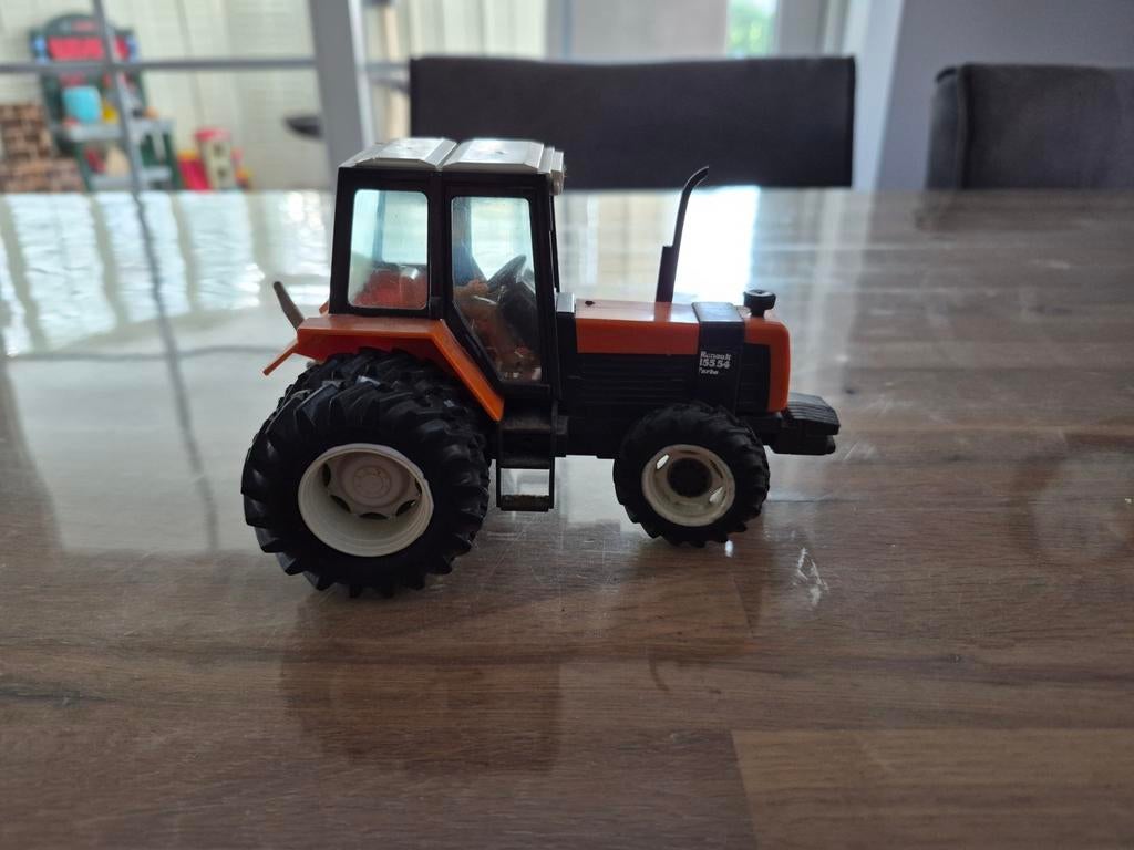 Britains Tractor Renault 155-54 dubbellucht, Overige merken, Gebruikt, Auto, 1:32 tot 1:50