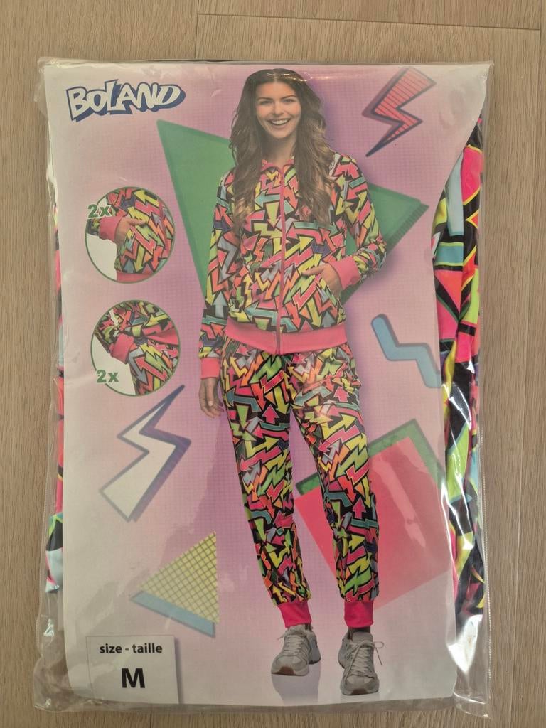 Retro trainingspak, Maat 38/40 (M), Zekeringstraat 23, Carnaval, Nieuw