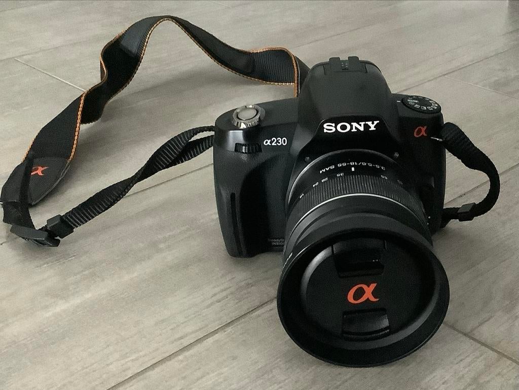 Sony Alpha 230 Spiegelreflexcamera met 18-55mm lens, Spiegelreflex, 10 Megapixel, Ophalen of Verzenden, Zo goed als nieuw