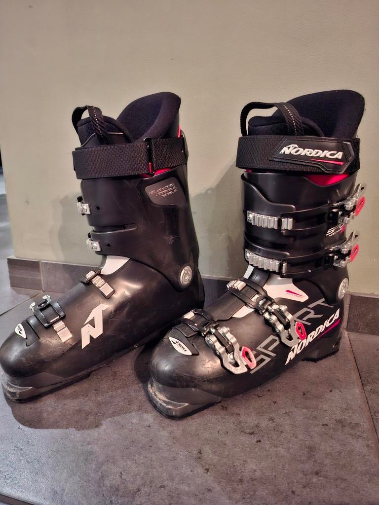 Nordica Sportmachine ST, Sport en Fitness, Skiën en Langlaufen, Ophalen, 160 tot 180 cm, Gebruikt, Schoenen