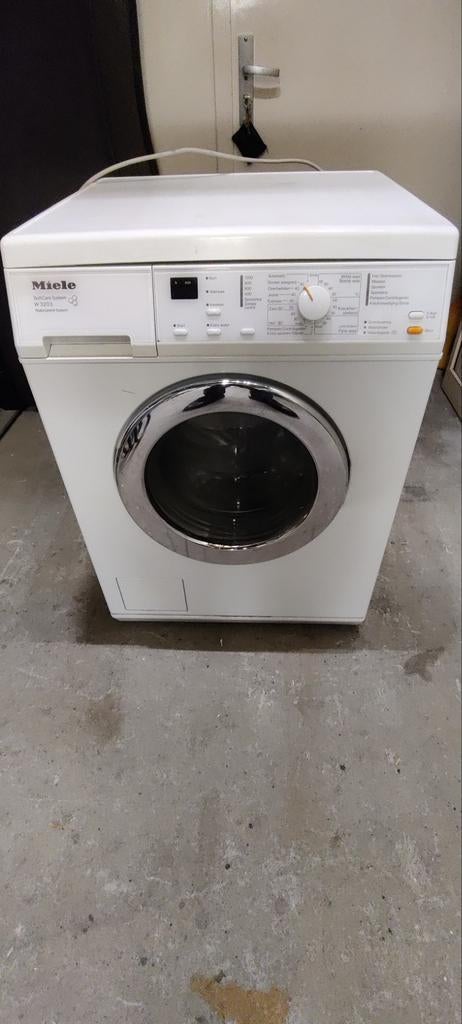 Miele wasmachine w3203, Witgoed en Apparatuur, Wasmachines, 6 tot 8 kg, Ophalen, 1200 tot 1600 toeren, 85 tot 90 cm