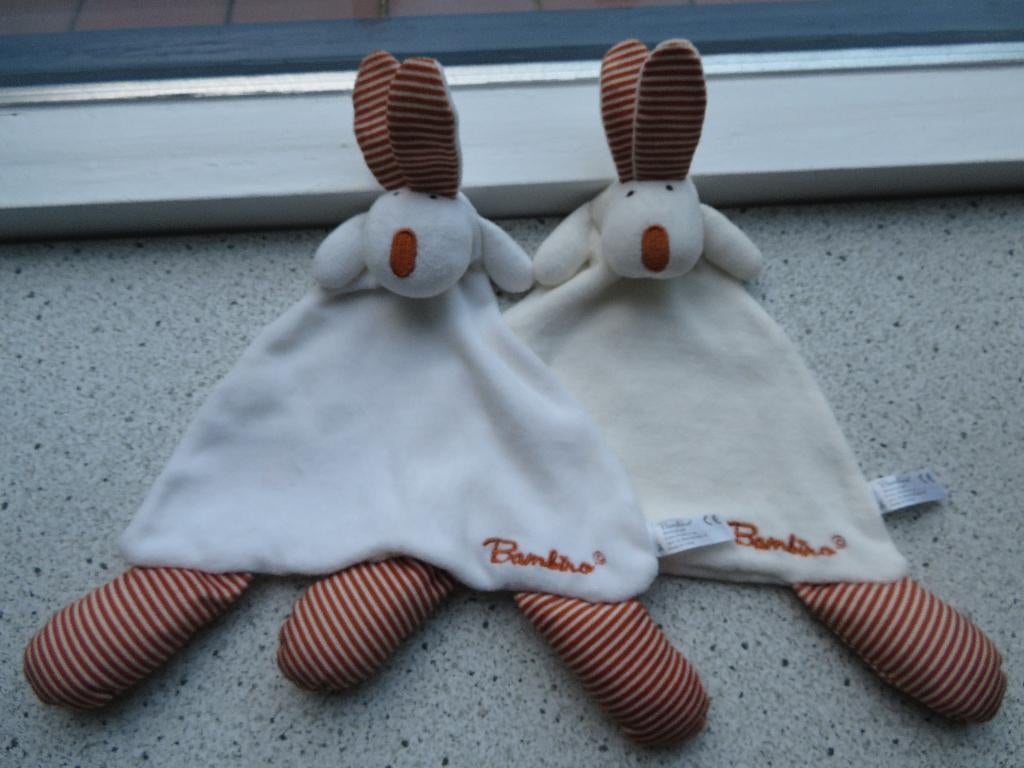 Knuffeldoek konijn merk Bambino van Kruidvat wit /bruine, Ophalen of Verzenden, Zo goed als nieuw, Konijn