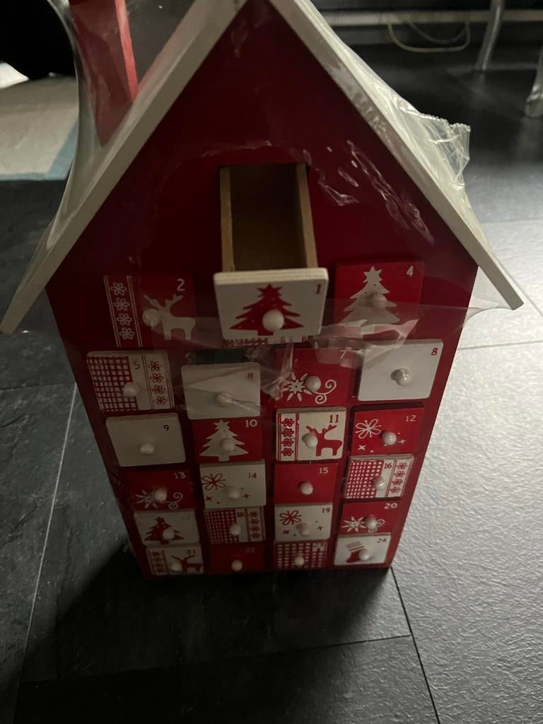 Advent huisje van hout, Diversen, Kerst, Ophalen of Verzenden
