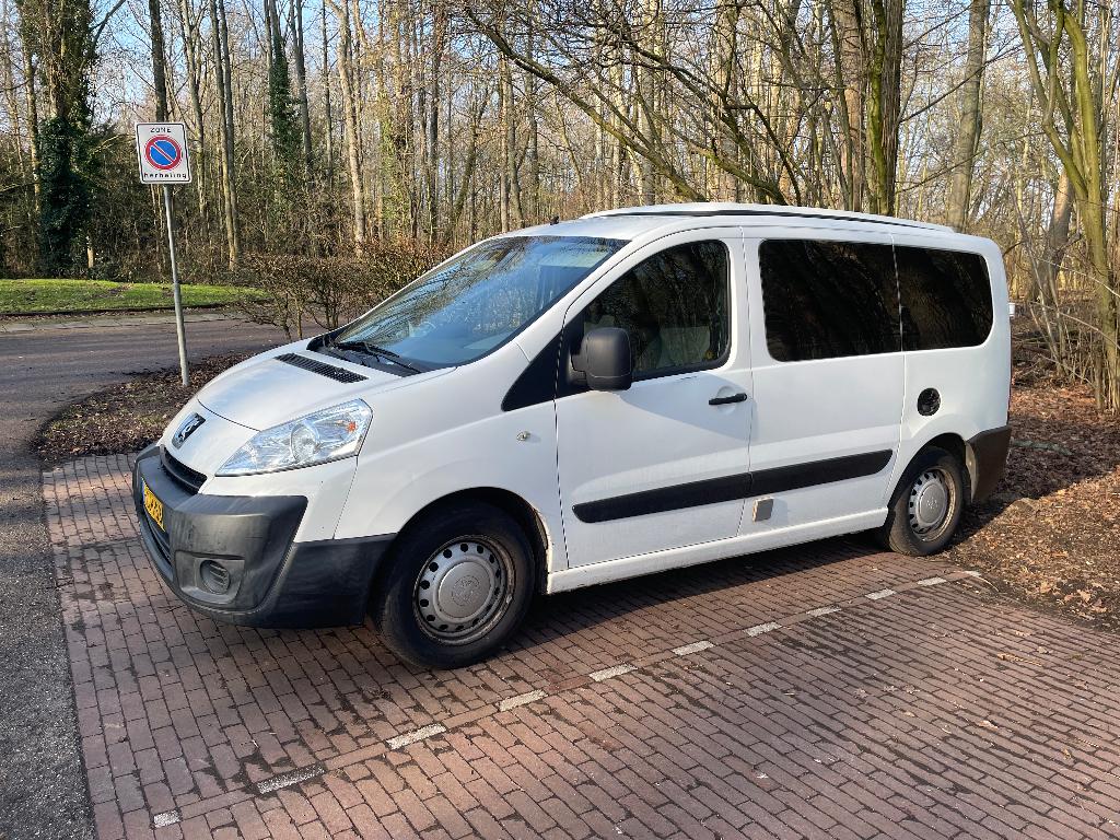 Kampeerbus op basis van Peugeot Expert, Overige merken, Chemisch toilet, Tot en met 2, Particulier