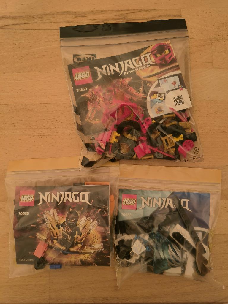 Lego Ninjago (3) tollen 70659 70683 70685, Ophalen of Verzenden, Zo goed als nieuw, Complete set, Lego