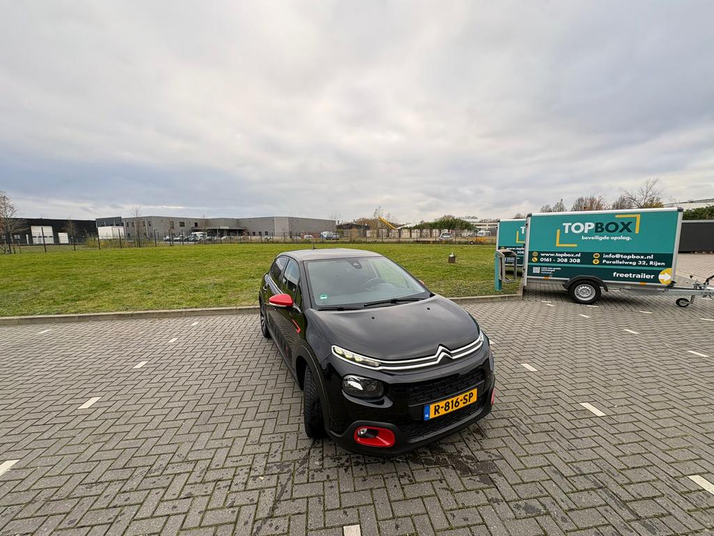 Citroën C3 1.2 Puretech 82pk 2018 Zwart, Auto's, Citroën, 40 €/maand, 1199 cc, Parkeersensor, 450 kg