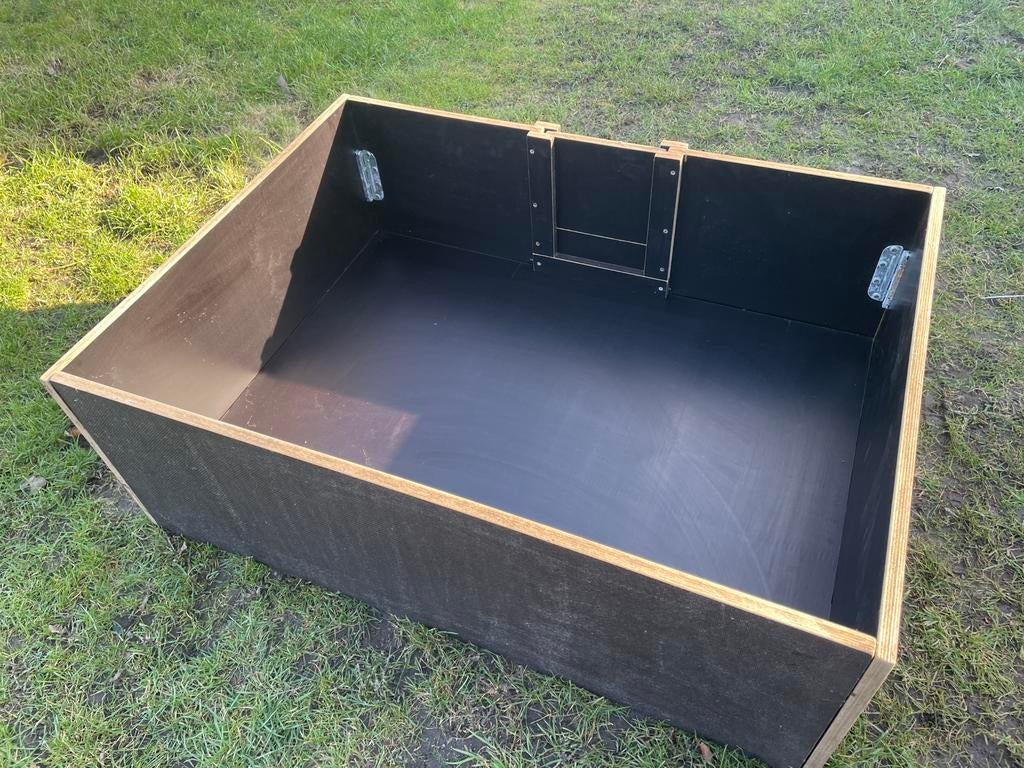 werpkist geboortekist nestje puppy o.a. retriever betonplex, Ophalen, Zo goed als nieuw, 110 cm of meer, Minder dan 65 cm