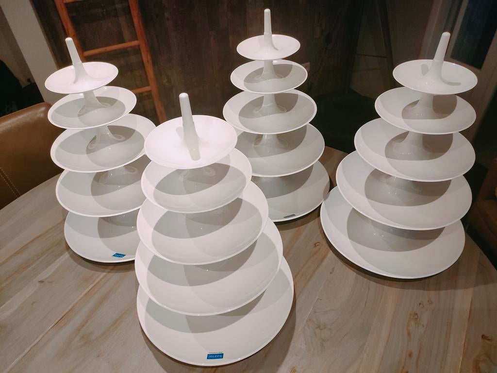 Nog 2 Koziol etagère 5 laags Kleur wit Per stuk €25, Huis en Inrichting, Woonaccessoires | Etagères, Ophalen, Zo goed als nieuw