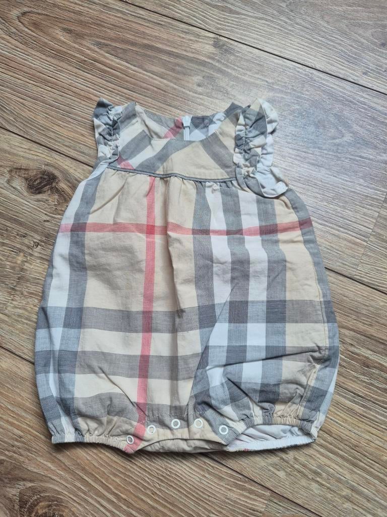 Burberry zomerpakje maatje 50/56, Meisje, Ophalen of Verzenden, Zo goed als nieuw, Pakje