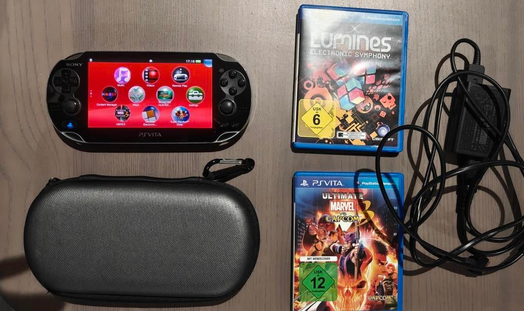 Ps Vita (PCH-1004) + Games, Memory Card & Case, Ophalen of Verzenden