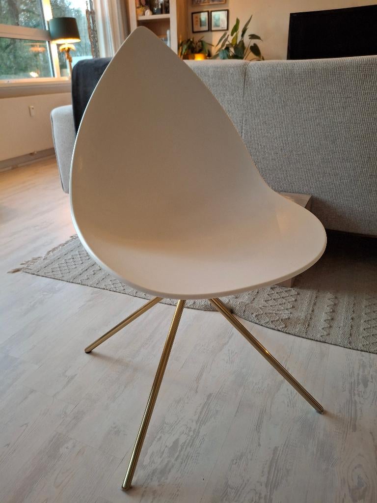 Twee witte BoConcept Ottawa eetkamerstoelen, Huis en Inrichting, Ophalen, Twee, Deens design - designer: Karim Rashid, Wit