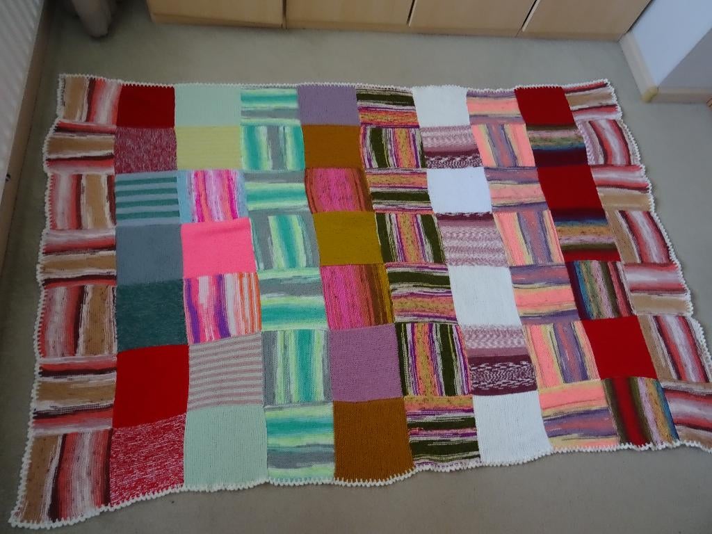 Gebreide Lappendeken 140x 210 cm, Ophalen of Verzenden, Nieuw