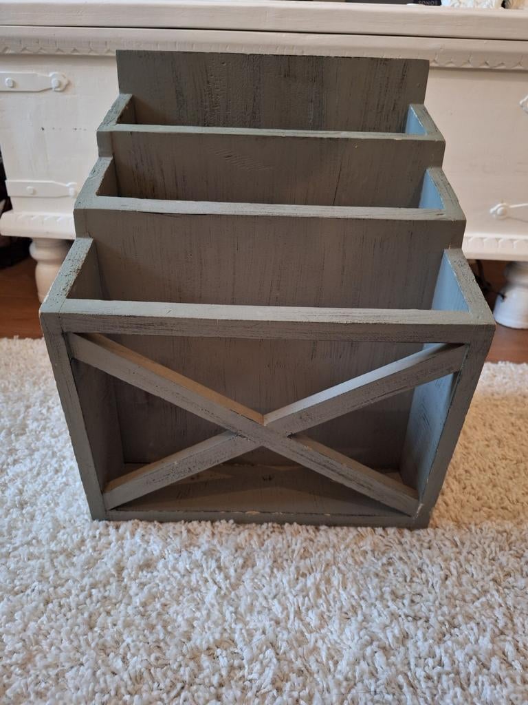 Riverdale krantenbak met 3 vakken, Ophalen of Verzenden, Gebruikt