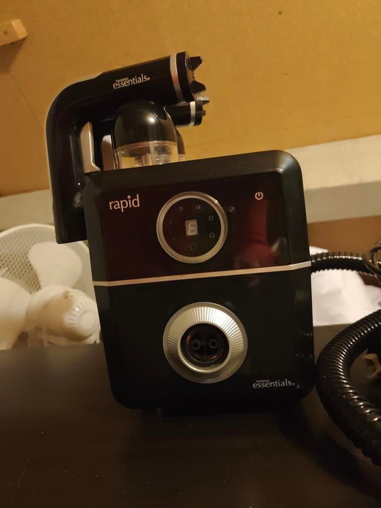 Tanning Essentials ‘Rapid Spray Tan Systeem zwart, Ophalen of Verzenden