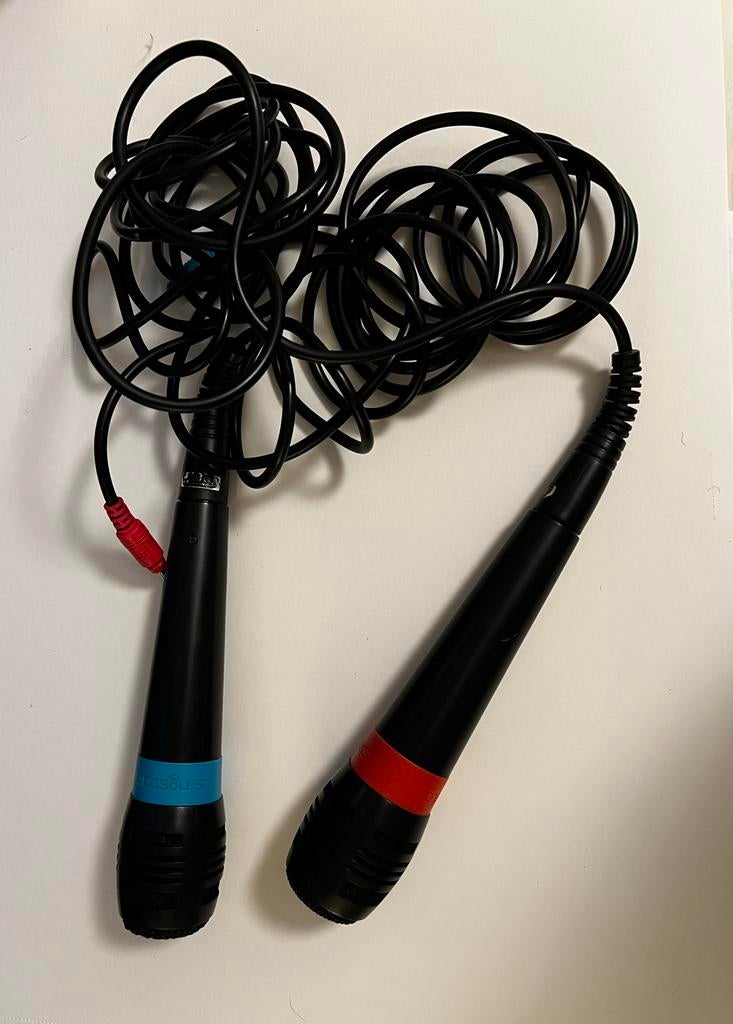 Playstation 2 Singstar Microfoons + Verloopje + 3 Spellen, Muziek, Gebruikt, Ophalen of Verzenden, 3 spelers of meer
