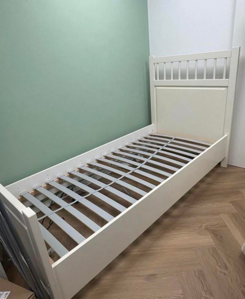 Wit eenpersoonsbed met lattenbodem, 90 cm, Eenpersoons, Wit, Ophalen of Verzenden