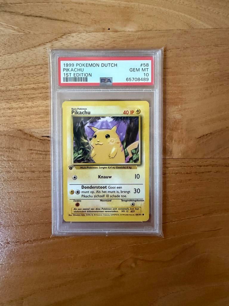 Pikachu 1st Edition Base Set PSA 10 Dutch Pokémon Kaart, Ophalen of Verzenden, Nieuw, Losse kaart