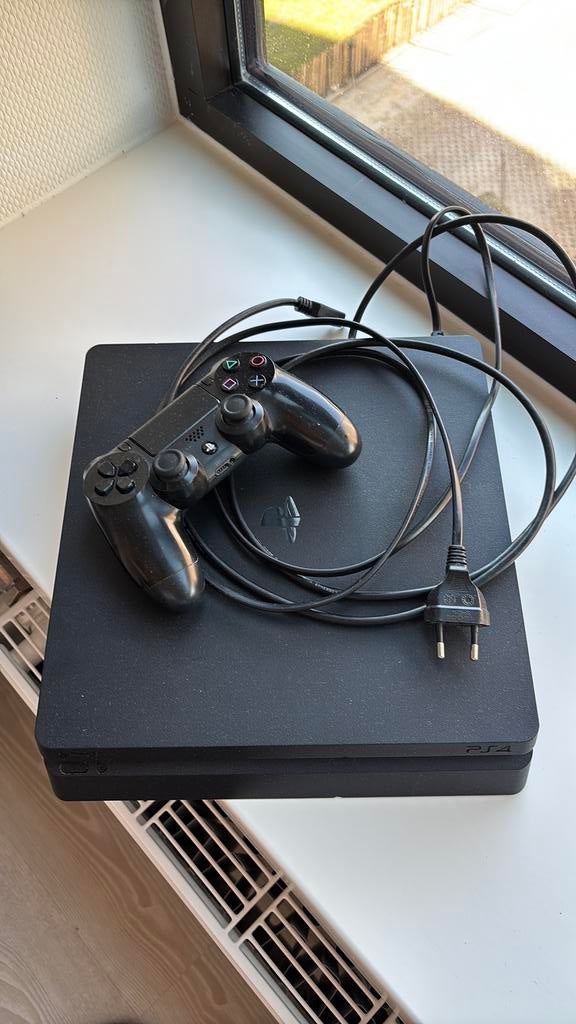 Ps4 met controller, Ophalen of Verzenden, Zo goed als nieuw, Met 1 controller, Original