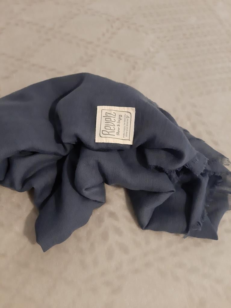 Sjaaltje NIEUW!!! Revelz, Kleding | Dames, Mutsen, Sjaals en Handschoenen, Revelz, Ophalen of Verzenden, Nieuw, Sjaal