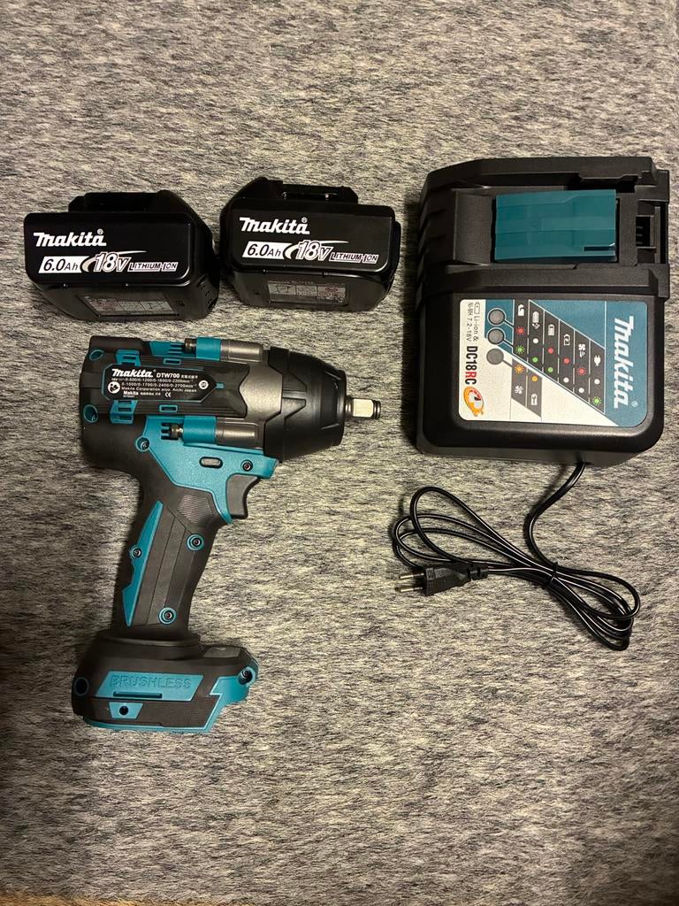 Makita DTW701RTJ | 18V | Accu Slagmoersleutel | 1/2 met verende borgpen | 2 x 5.0 Ah accu snellader | In Mbox