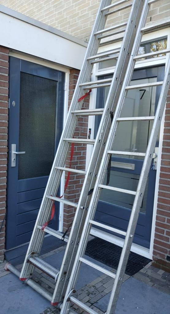 Altrex 3-delige uitschuifbare ladder, 9 meter, Doe-het-zelf en Verbouw, Ladders en Trappen, Ophalen, 4 meter of meer