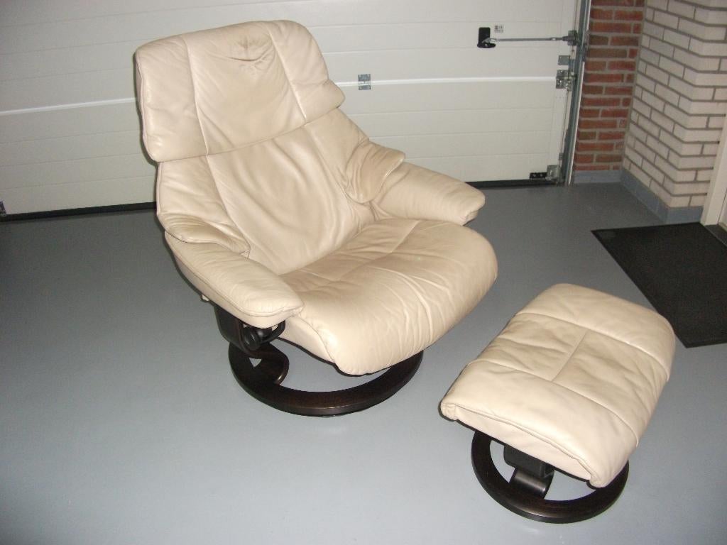 Stressless fauteuil, Ophalen, Gebruikt, 50 tot 75 cm, Leer