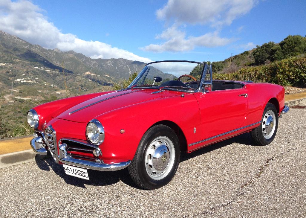 PRACHTIGE ALFA ROMEO GIULIETTA SPIDER 1961, Auto's, Alfa Romeo, Achterwielaandrijving, Zwart, 4 cilinders, Cabriolet