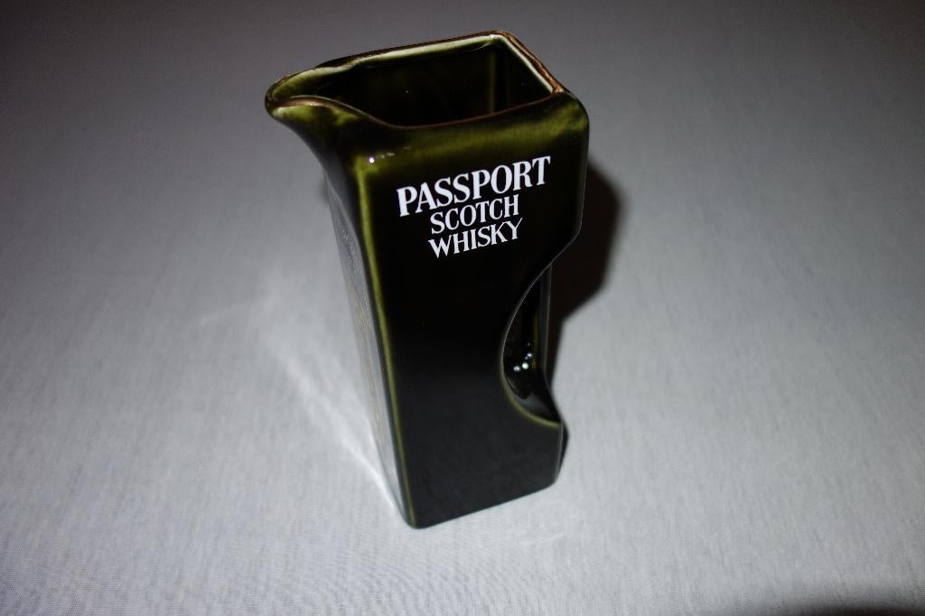 Waterkan Passport Scotch Whisky, Verzamelen, Ophalen of Verzenden, Nieuw, Gebruiksvoorwerp