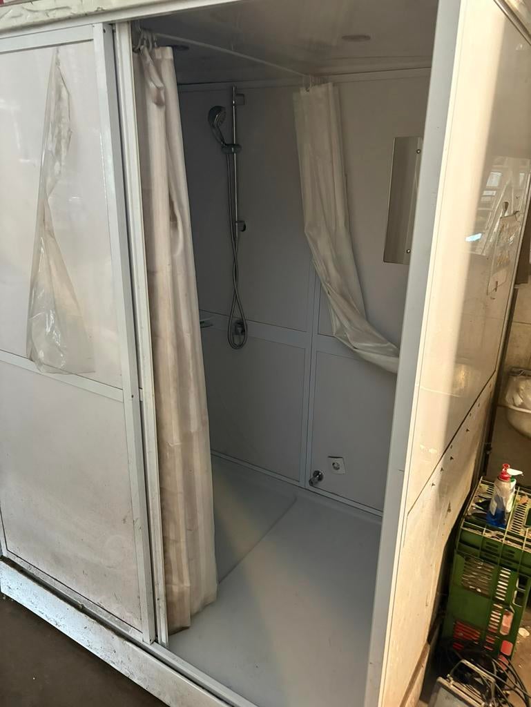 Nooddouche te koop, Ophalen, Zo goed als nieuw