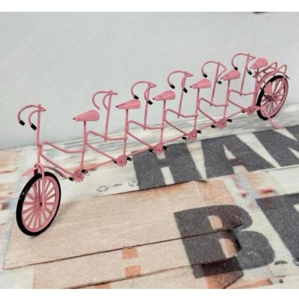 Zeldzaam Antiek 1960 Tandem roze 6-persoons Miniatuur fiets, Ophalen of Verzenden