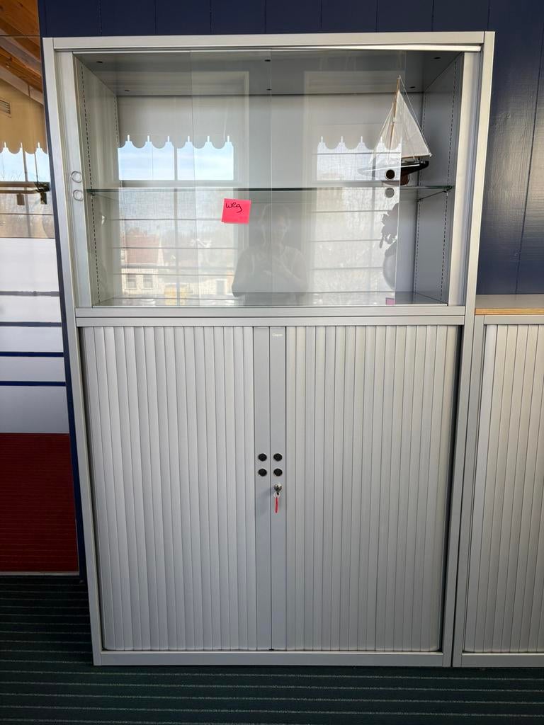 Gispen Ladekast met vitrine, Huis en Inrichting, Kasten | Ladekasten, Ophalen, 100 tot 150 cm, Zo goed als nieuw, 3 of 4 laden