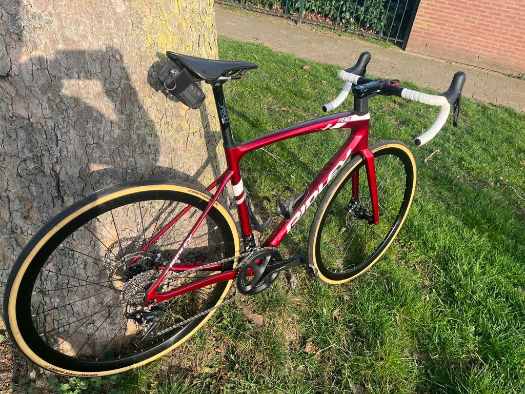 Ridley Fenix, Carbon, Zo goed als nieuw, Meer dan 20 versnellingen, 53 tot 57 cm